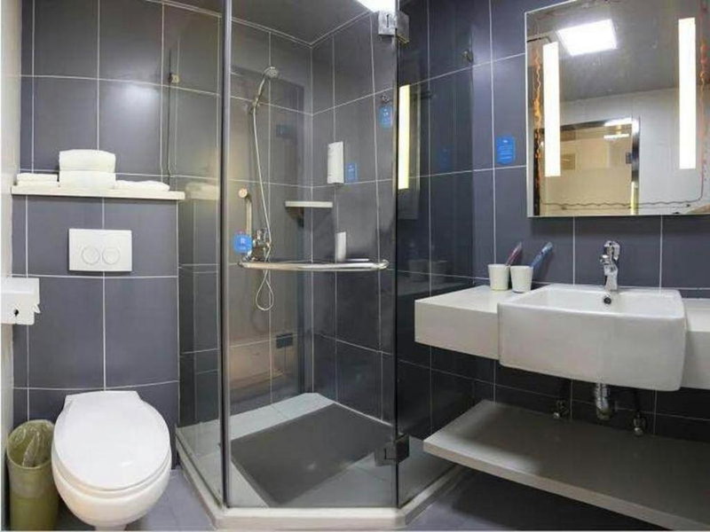 Hanting Hotel Shenzhen HaiYa Mega Mall, Bao'an, China