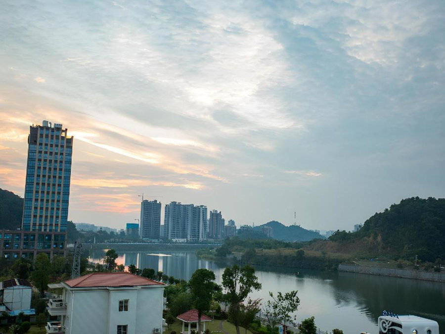 City Comfort Inn Shaoguan Biguiyuan Phoenix City Gold Village, Shaoguan, China