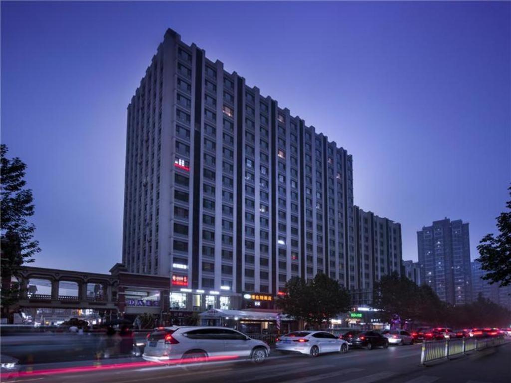 Hotel · Vienna Hotel Shandong Jinan High-Tech Wanda Exhibition Center, Jinan