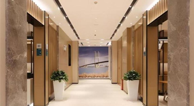 City Comfort Inn Wuhan Xudong Street Wangjiadun Metro Station, Wuhan, China