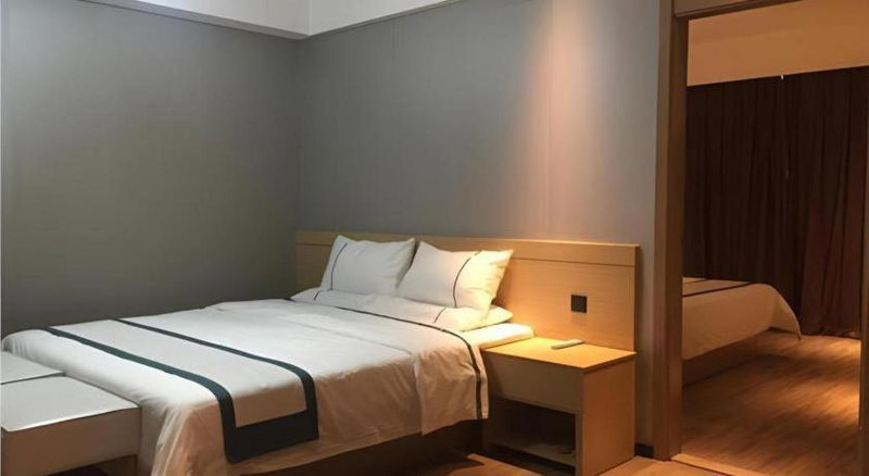 City Comfort Inn Zhanjiang Leizhou Xihu Avenue, Zhanjiang, China