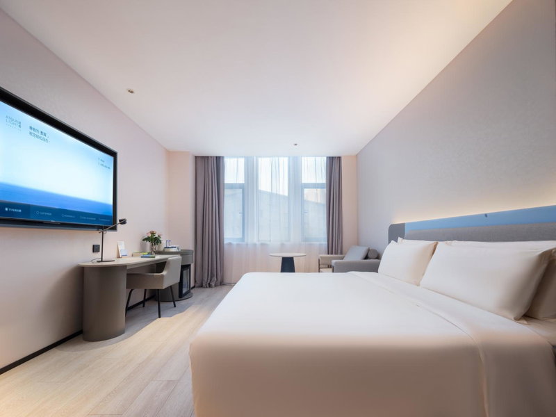 Atour Light Hotel Dalian Zhongshan Square Renming Road, Dalian, China