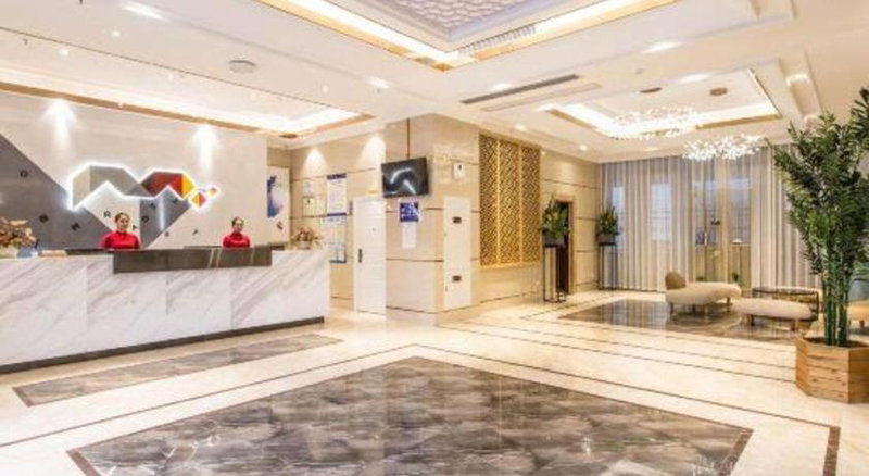 Borrman Hotel Beihai Avenue High-speed Railway Station, Gaode, China