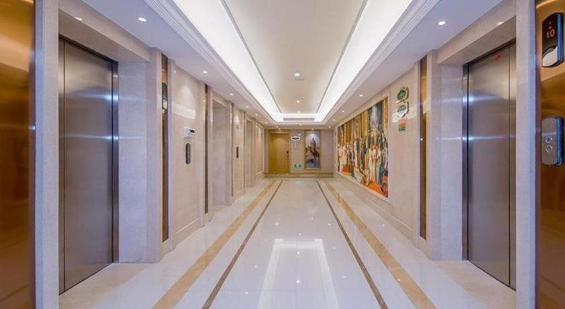 Vienna Hotel Wuhan Wenhua Avenue Jiangxia Keting Metro Station, Wuhan, China