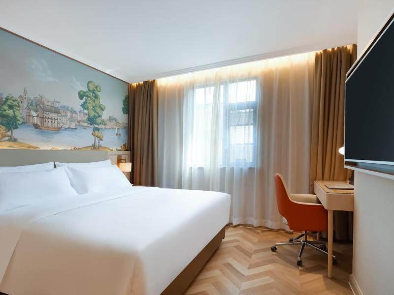 Vienna Hotel Changsha Yuelu Mountain University city Xihu Park, Changsha, China