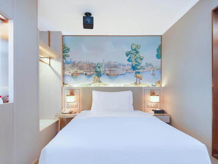 Vienna Hotel Changsha Yuelu Mountain University city Xihu Park, Changsha, China