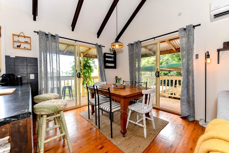 Doomben Ridge Farm House, Beechmont, Australia