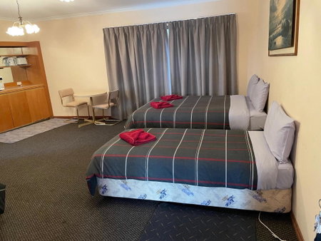 True blue Motor Inn, West Wyalong, Australia