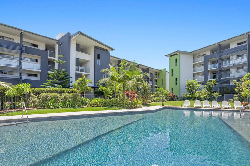 Broadwater on the Peninsula, Kawana Waters, Australia