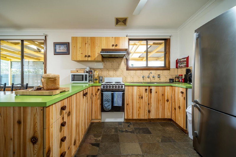 Flinders Ranges Bed and Breakfast, Hawker, Australia