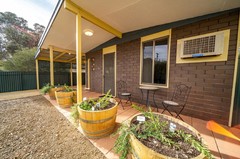 Flinders Ranges Bed and Breakfast, Hawker, Australia