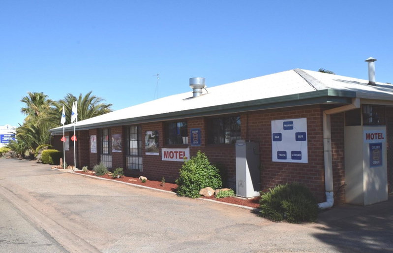 Roundhouse Motel, Peterborough, Australia