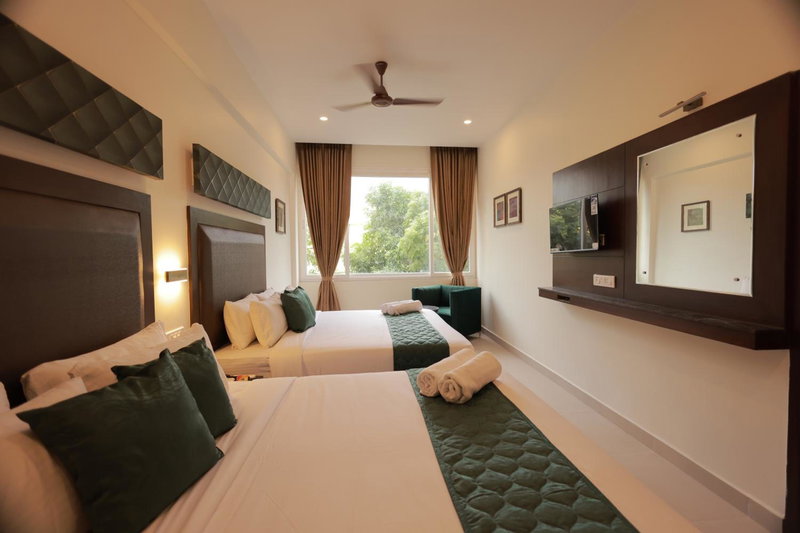 Hotel Aavudai Grand, Aramboli, India
