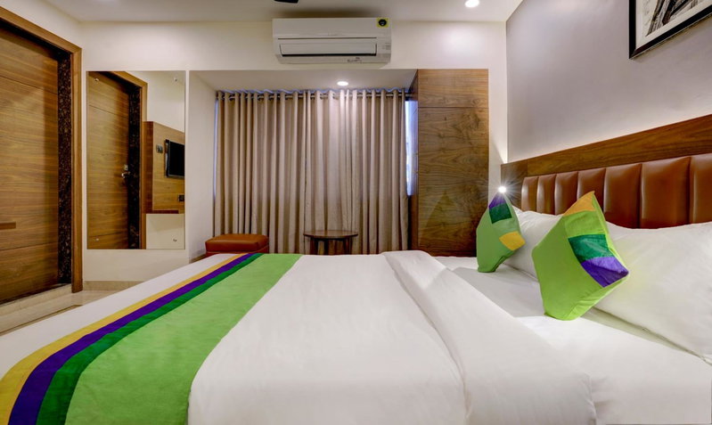 Treebo Castle Rock Inn, Mumbai, India
