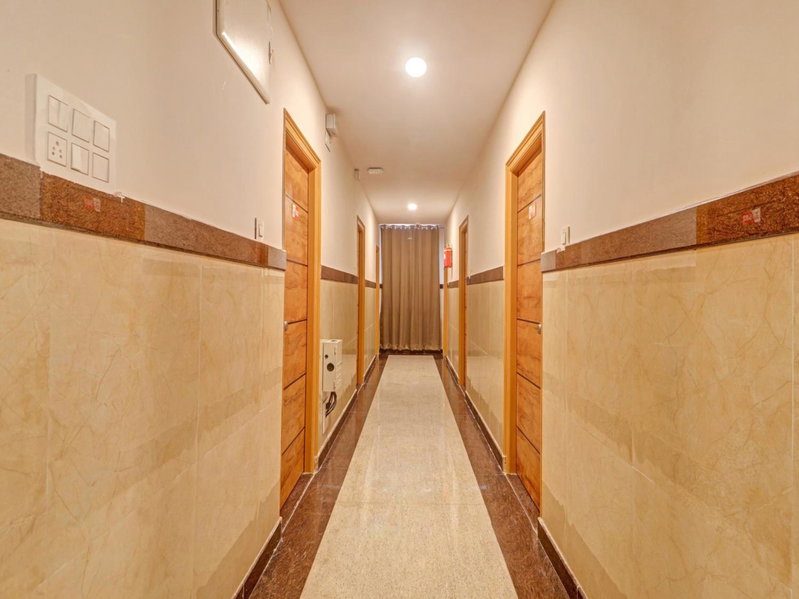 Townhouse White Ridge KPHB OPP JNTU, Kukatpalli, India