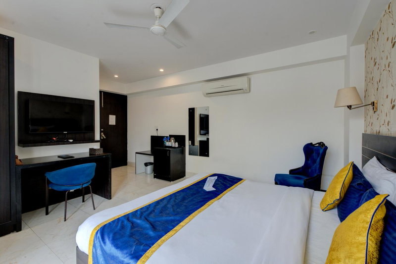 BlueNeck Sec 40 Unitech Cyber Park Gurugram, Gurgaon, India