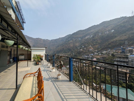 RT Mutbu, Āīzawl, India