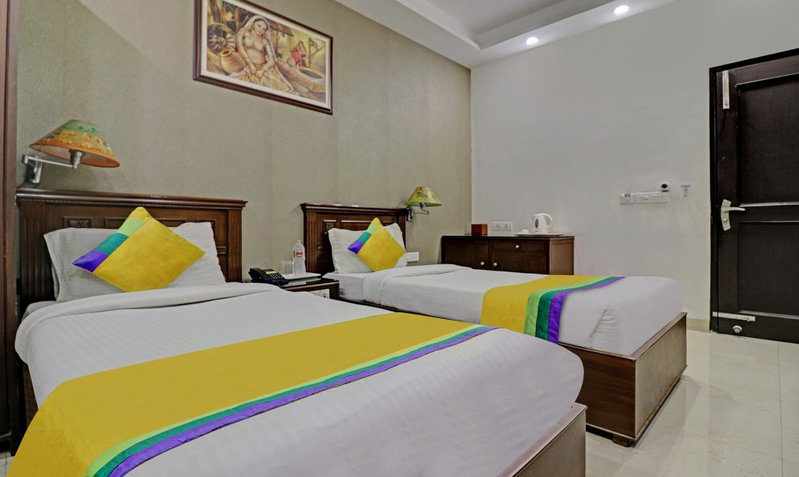 Itsy Hotels Hamlets Stay, Noida, India