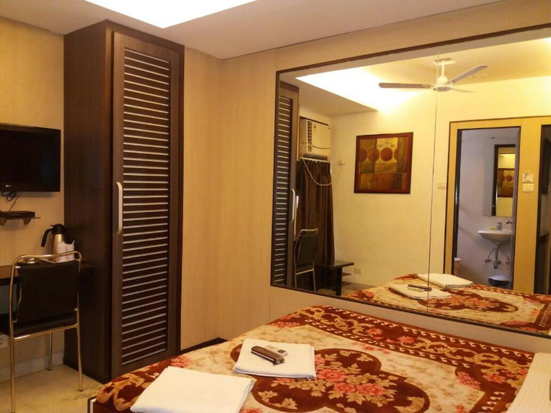 Hotel Esteem, Kolkata, India