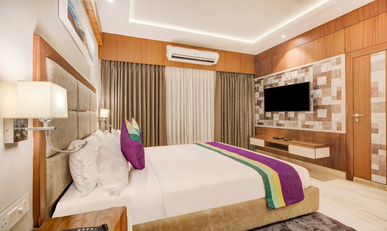 Treebo Premium Tahoora International, Kolkata, India
