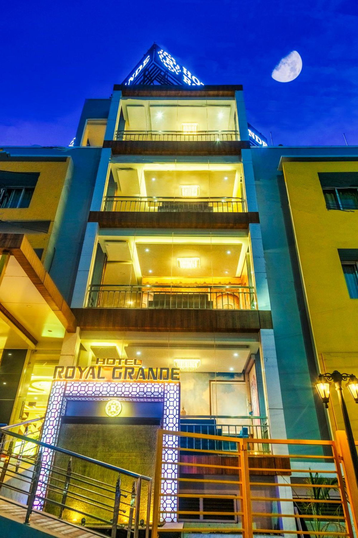 Hotel Royal Grande, India