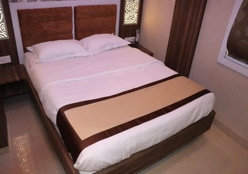 Hotel Angina, Kolkata, India