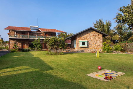 SaffronStays Lake House Bouganvillea, Nashik -villa with great lake views and patio dining, Nashik, India