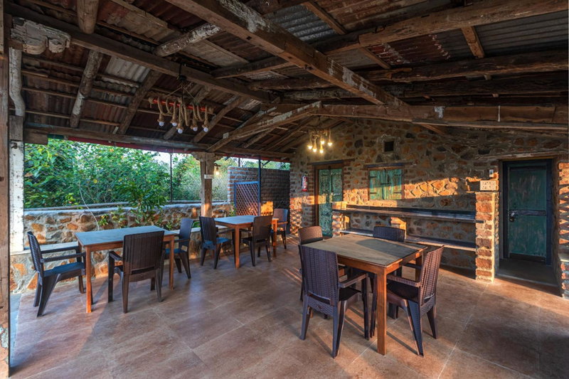 SaffronStays Lake House Bouganvillea, Nashik -villa with great lake views and patio dining, Nashik, India