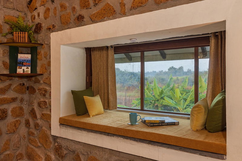 SaffronStays Lake House Bouganvillea, Nashik -villa with great lake views and patio dining, Nashik, India