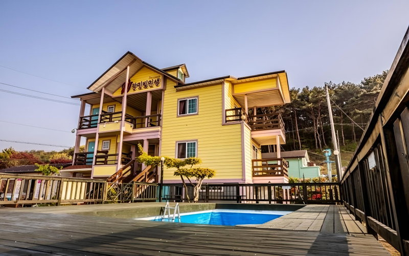 Taean Jangmibit Insaeng Pension, Taean, South Korea