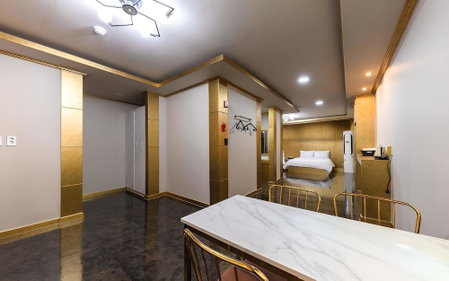 Gunsan THE Bridge Hotel, Gunsan, South Korea