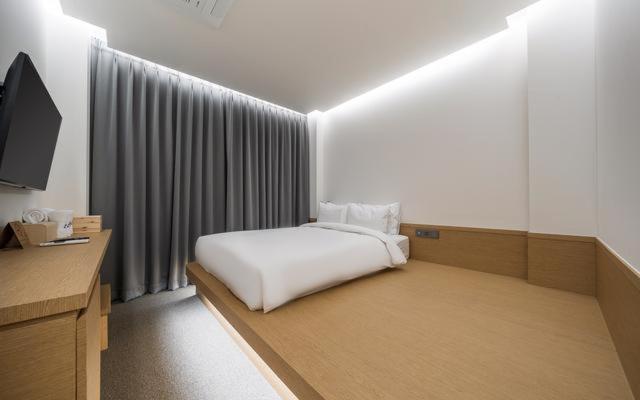 Bluefrog Hotel, Incheon, South Korea