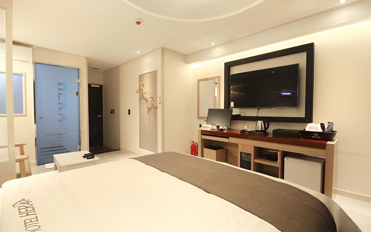 Hotel · Gunsan Hera Self Check-in Motel, Gunsan