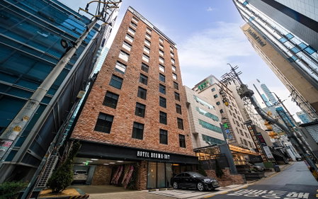 Brown Dot Yeoksam Branch, Seoul, South Korea