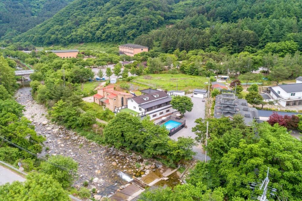 Gapyeong No 9 Number Nine Pension, South Korea