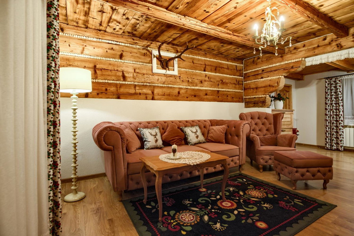 Chata Litwor, Poland