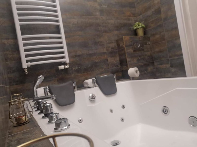 Apartamenty LENA 5 Jacuzzi, Racibórz, Poland
