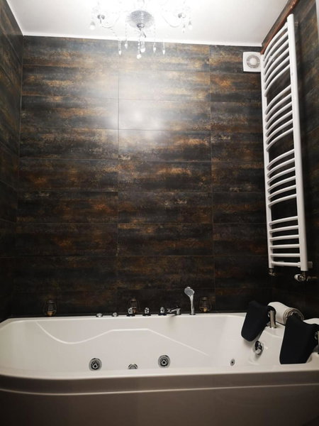 Apartamenty LENA 5 Jacuzzi, Racibórz, Poland