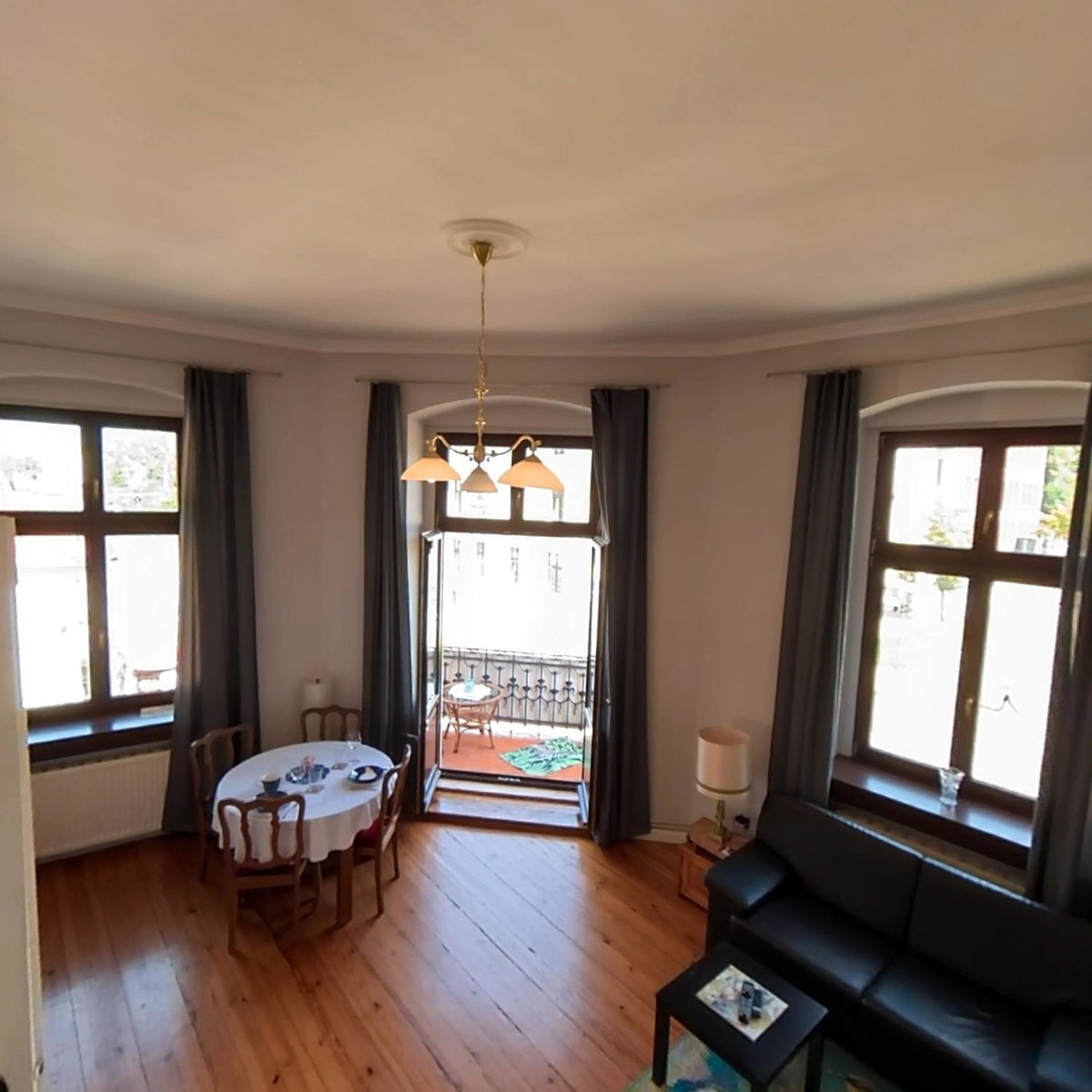 Astronomiczny apartament , mieszkanie 2 pokojowe. Parking., Poland