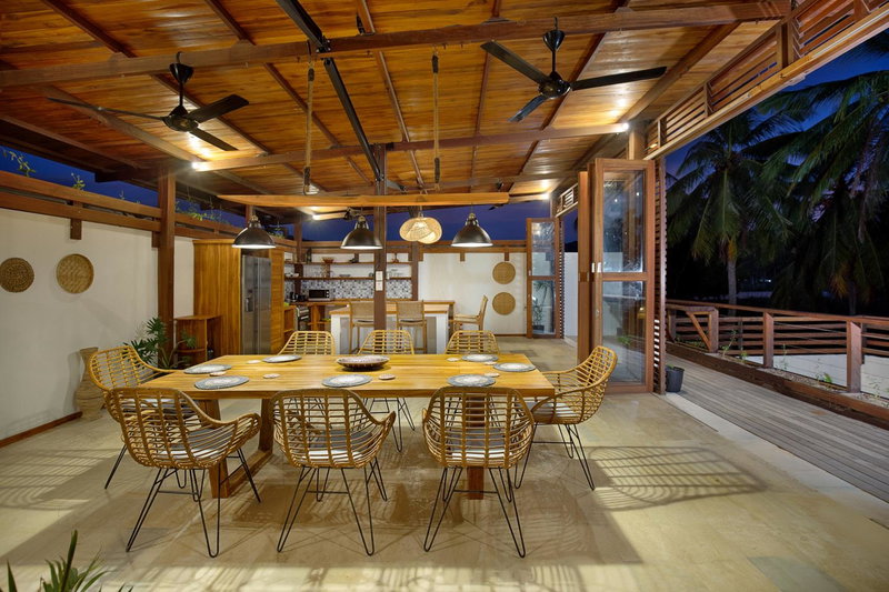 Villa Sakura. Luxury 3 Bedroom Villa., Selong Belanak, Indonesia