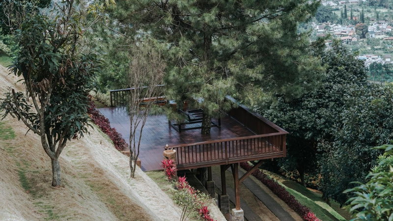 Damar Langit Resort, Cisarua, Indonesia