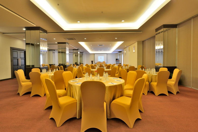 Gino Feruci Kebon Jati by KAGUM Hotels, Bandung, Indonesia
