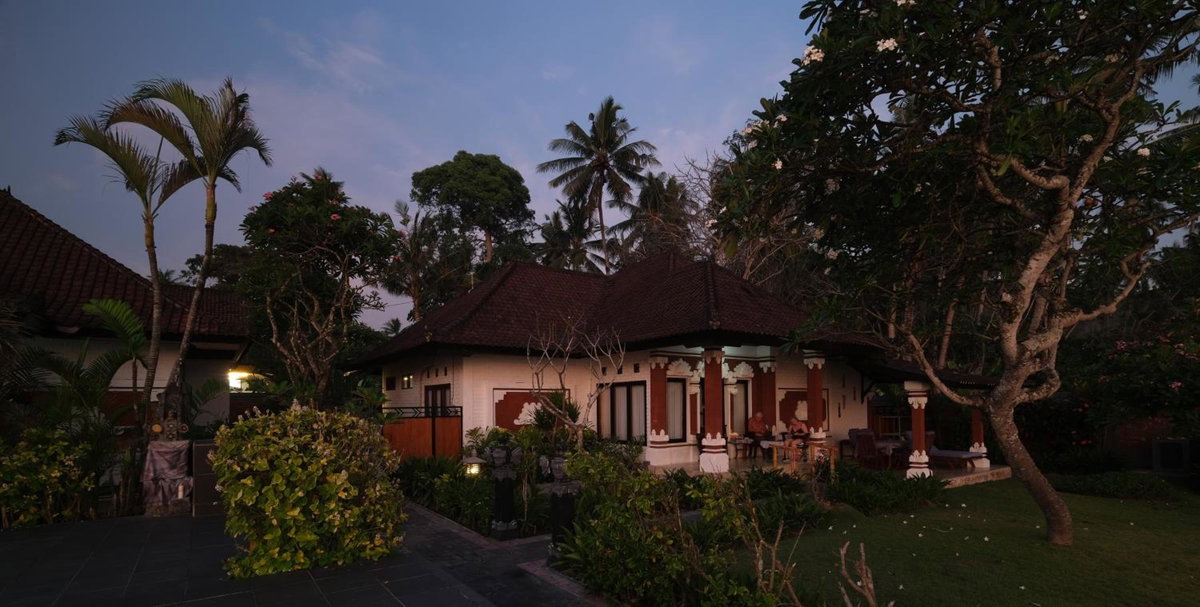 Villa Mola Mola, Indonesia