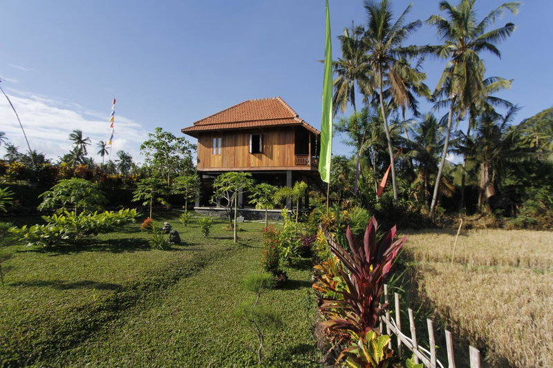 Villa Angel D'Uma, Jasri, Indonesia