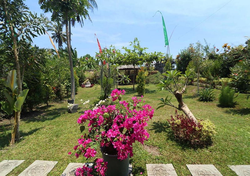 Villa Angel D'Uma, Jasri, Indonesia