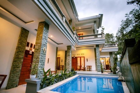 The Puncak Santhi Inn, Nusa Penida, Indonesia