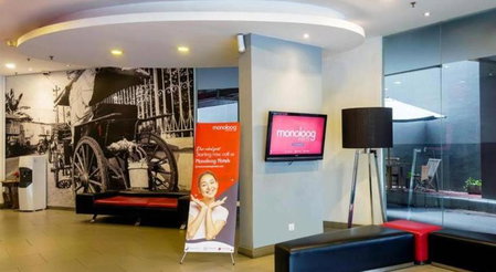 Monoloog Hotel Solo, Solo, Indonesia