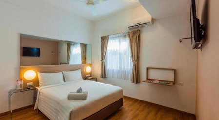 Monoloog Hotel Solo, Solo, Indonesia