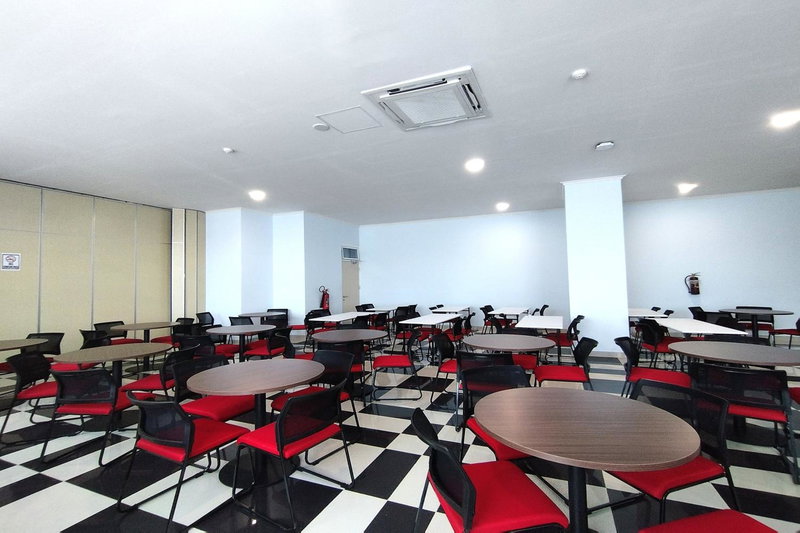 Hotel Sutha Inn Syariah, Jambi, Indonesia
