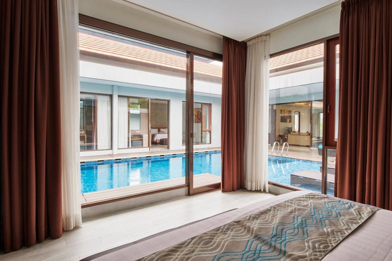 Kirei Mountain View Villa 7 Bedrooms With a Private Heated Swimming Pool, Bandung, Indonesia